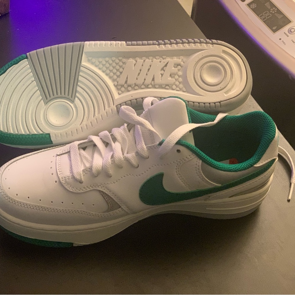 Nike Air Force